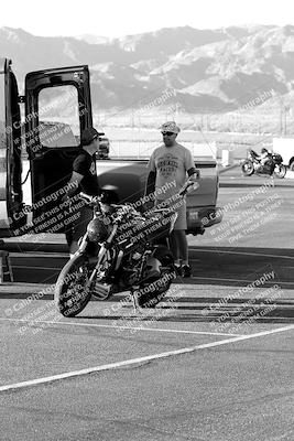 media/Sep-25-2023-Moto Forza (Mon) [[81ffa65e0a]]/Around the Pits/